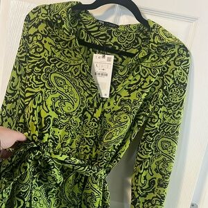 NWT Zara velvet lime green pattern button up mini dress with optional tie belt